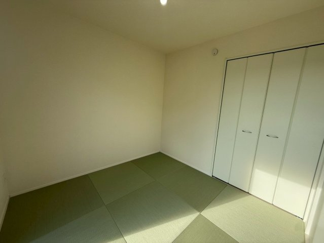 ★★南城市玉城百名3期-1号棟（全2棟）の和室