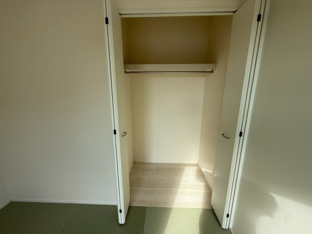 ★★南城市玉城百名3期-1号棟（全2棟）の収納