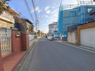 【前面道路含む現地写真】