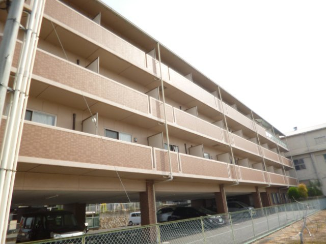 フジパレスの外観