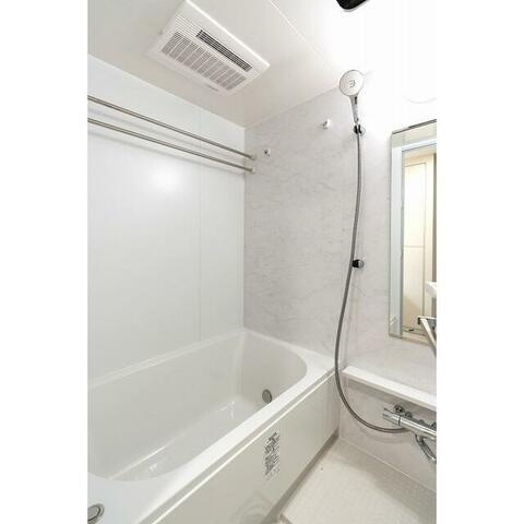 ドゥーエ横濱鶴見の浴室|浴室乾燥機付きのお風呂♪