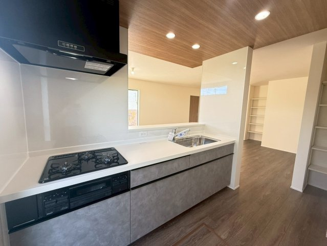 ★★南城市玉城百名3期-2号棟（全2棟）のキッチン