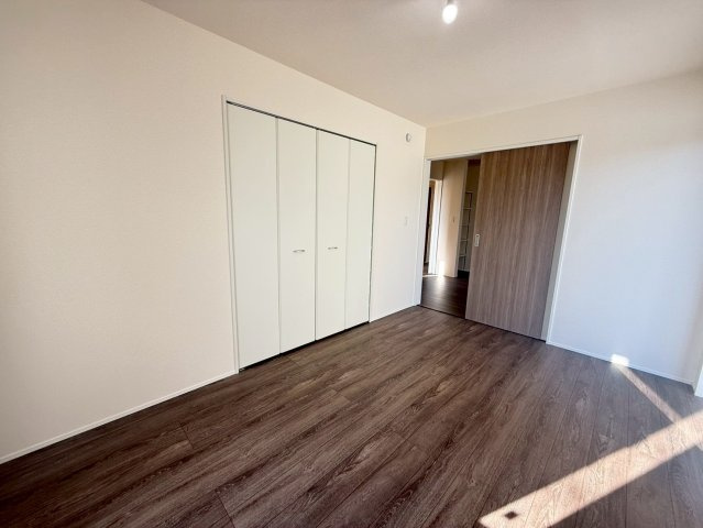 ★★南城市玉城百名3期-2号棟（全2棟）の洋室