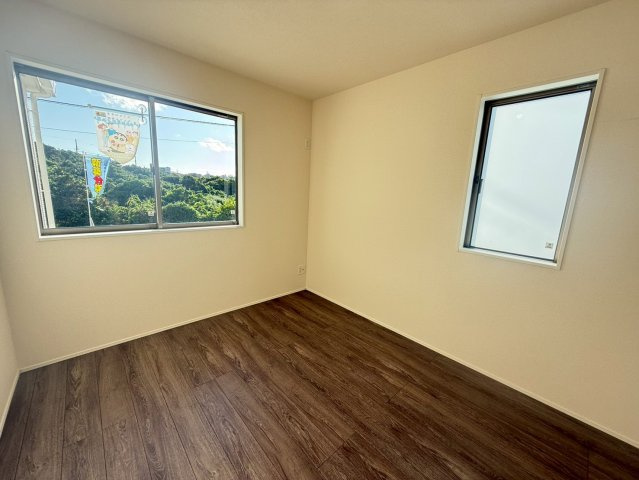 ★★南城市玉城百名3期-2号棟（全2棟）の洋室