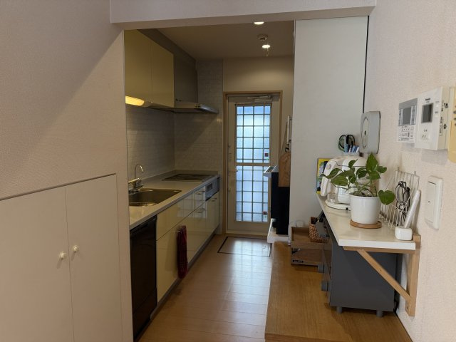 和歌山市朝日・中古戸建・54748のキッチン