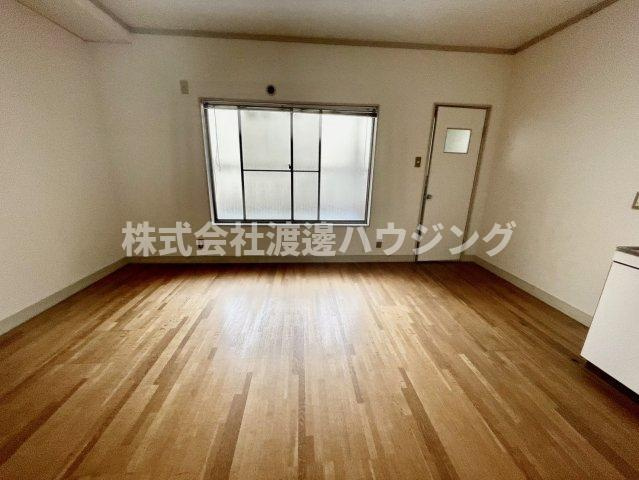 粉浜1丁目貸家の洋室