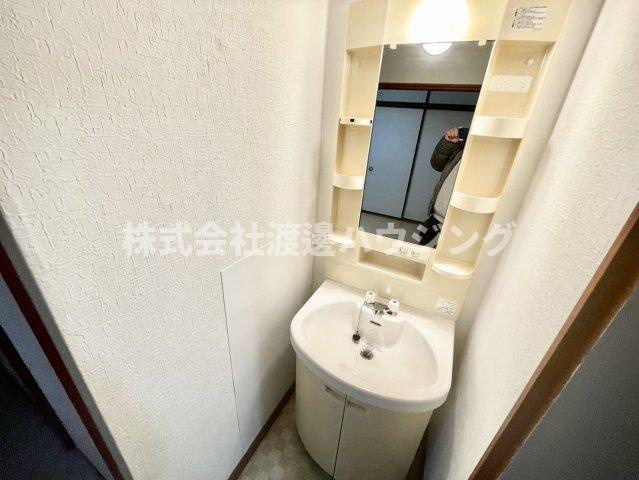 粉浜1丁目貸家の洗面所