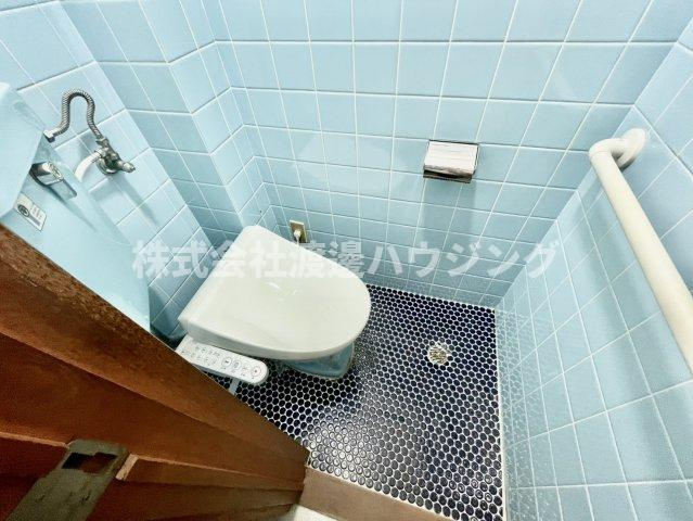 粉浜1丁目貸家のトイレ