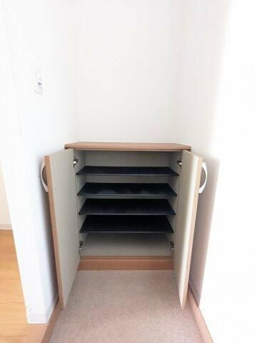 入谷さくらさくレジデンスの玄関