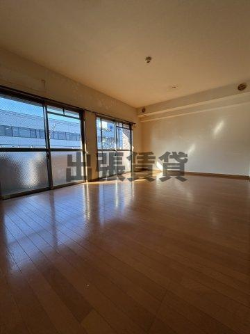 仲介手数料0円！！URBAN STAGE 春日井の居間・リビング