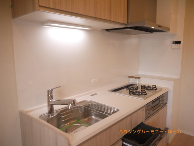 【キッチン】 | マンションアクロス西巣鴨 | 快適な日常を支える機能性と強さがひとつになったキッチンです。