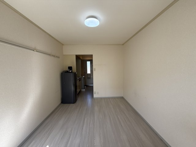 クレイドル青山Ⅱの居間・リビング