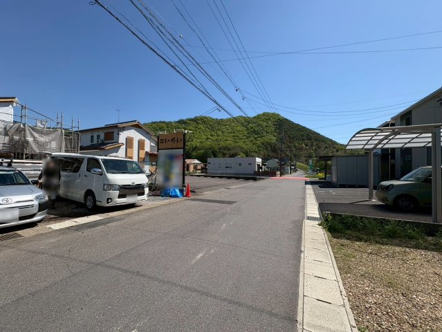 リーブルガーデン　各務原市那加桐野町　全2区画分譲の前面道路含む現地写真|「現地（2026年3月24日）撮影」　　
■前面道路　
■ヤマダ不動産　株式会社リライフ