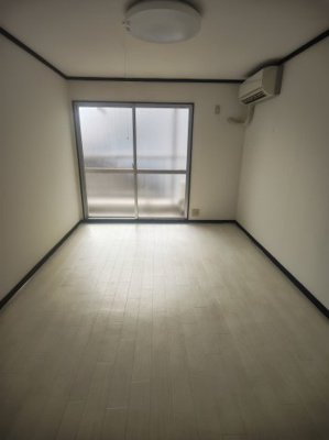 【洋室】 | プチメゾン萱島 | 個人の部屋や寝室として使える洋室です