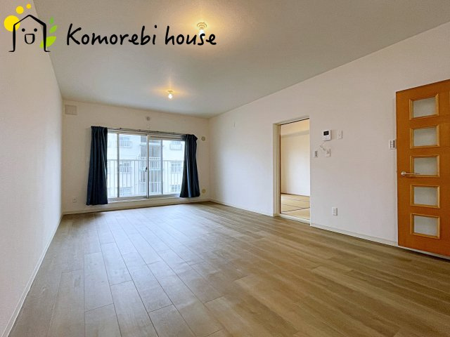 大宮七里サンコーポの居間・リビング