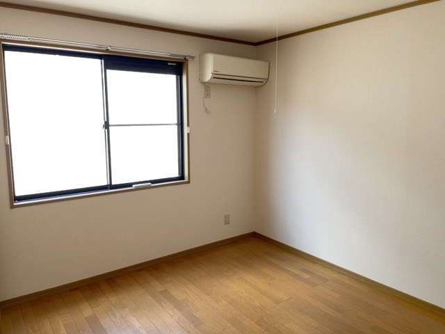 パークハウス大泉の洋室