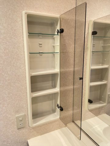 N・S FIVE東久留米の独立洗面台