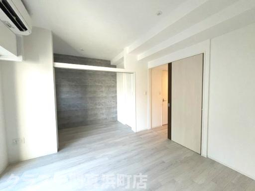 セレニテフラン難波　の居間・リビング