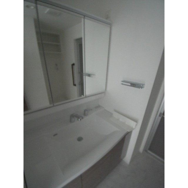 プライムガーデン若木の洗面所