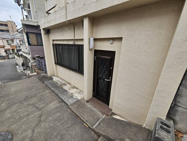 西朝霧貸家のその他