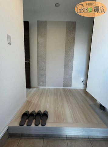 【玄関】 | 明石市二見町福里　中古戸建