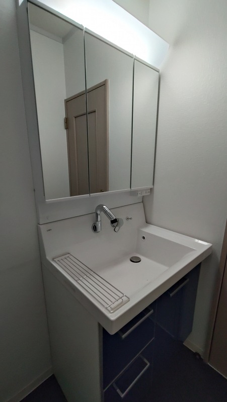 市川大野3丁目戸建の独立洗面台