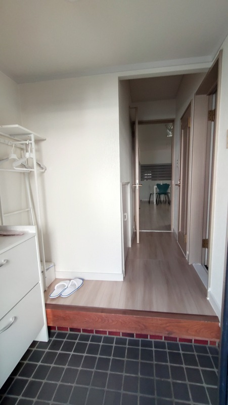 市川大野3丁目戸建の玄関