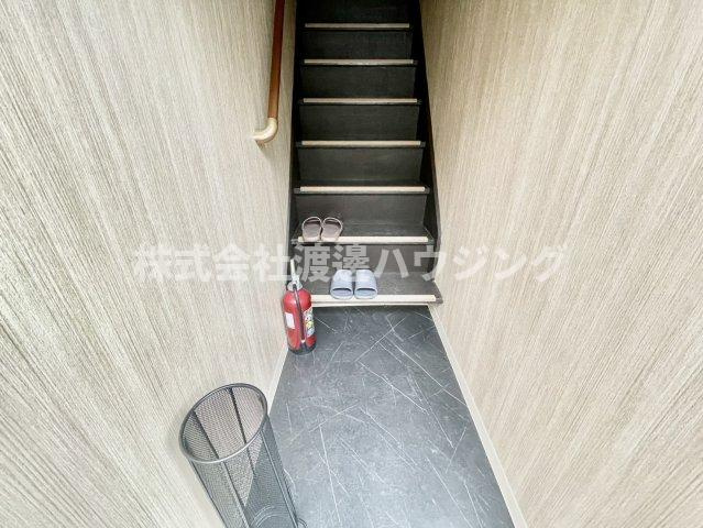 波除2丁目戸建ての玄関