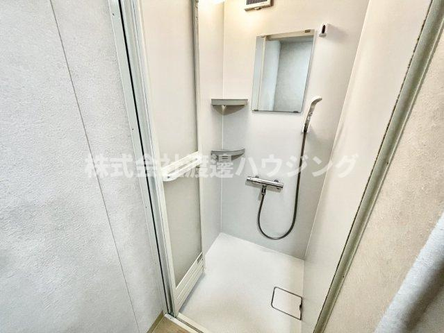 波除2丁目戸建てのシャワールーム