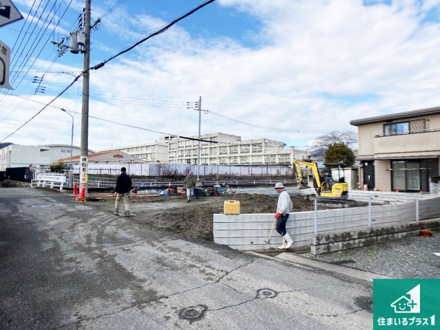 姫路市伊伝居　第1期　新築一戸建ての前面道路含む現地写真|周辺は落ち着いた街並みの住宅地！子育てがしやすい住環境です！まだ未完成ですが、現地でしかわからない事もございます。是非一度ご覧ください。