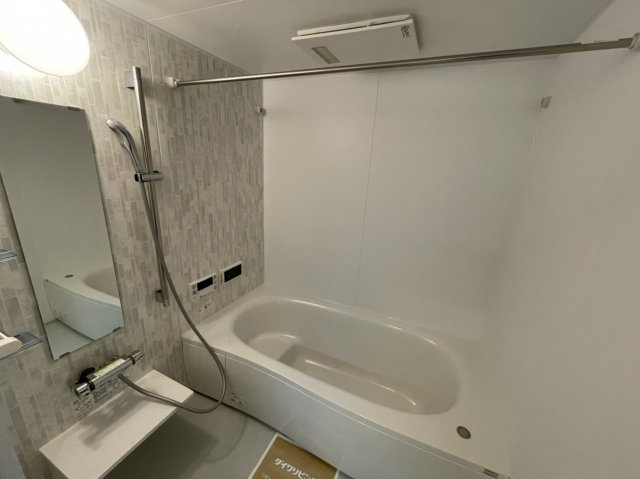 ベルクの浴室|同建物内別部屋の写真です。