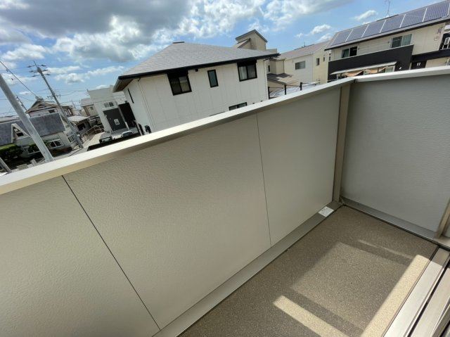 ベルクのバルコニー|同建物内別部屋の写真です。