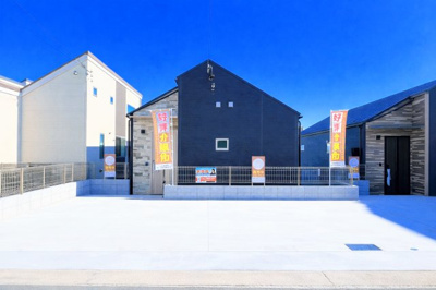 【外観】 | ◆横浜市緑区上山　未使用戸建B号棟◆ | ◆その邸が魅せる、気品・上質・重厚感・極細やかさ、そのすべては訪れた者に安らぎと品性を与える特別な空間です。ここに住むからこそ意味がある。すべての（始まり）をここから迎えます。