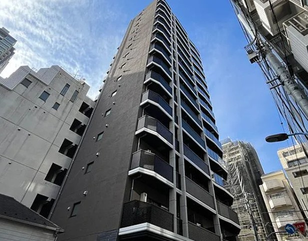 S-RESIDENCE新宿御苑の外観