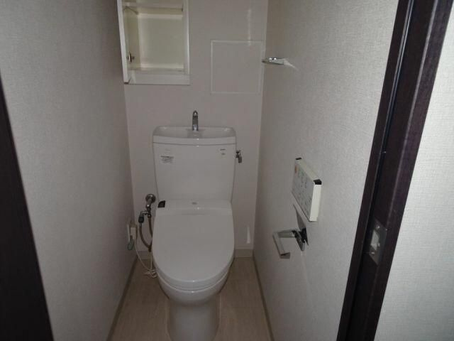 コンシェリア上野のトイレ