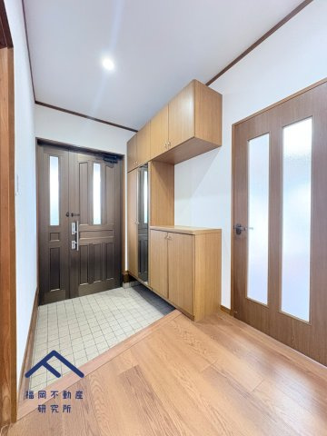 糟屋郡久山町大字久原　戸建ての玄関