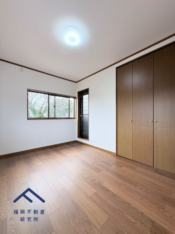 糟屋郡久山町大字久原　戸建ての洋室