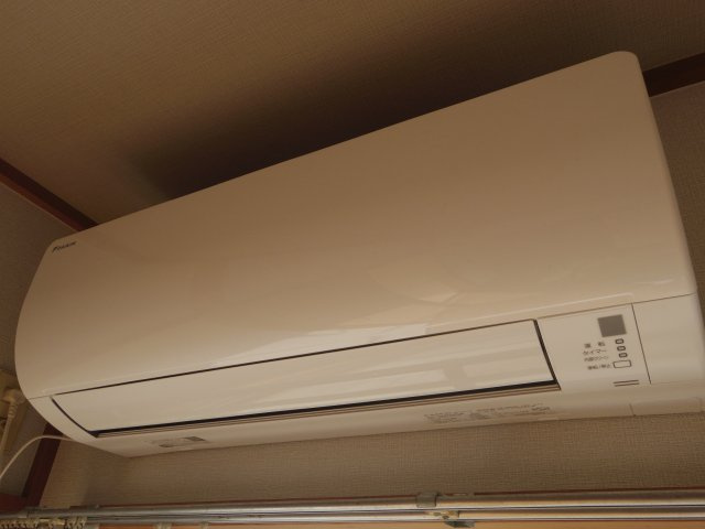 RGハイツIIの設備|エアコン
