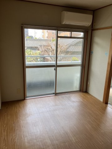 RGハイツIIの和室|※退去前につき別の部屋の写真となります。