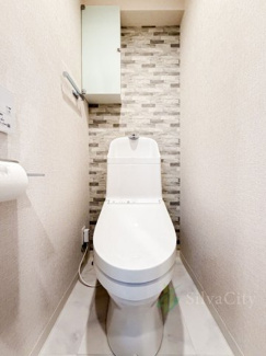 【トイレ】 | モアエミネンス西新宿 | トイレ温水便座機能付