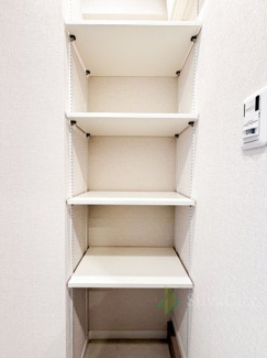 【収納】 | モアエミネンス西新宿 | 玄関脇収納