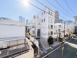 【展望】 | モアエミネンス西新宿 | バルコニーからの眺望　当日のご見学、可能です！お気軽にお問い合わせください！※0120-133-468