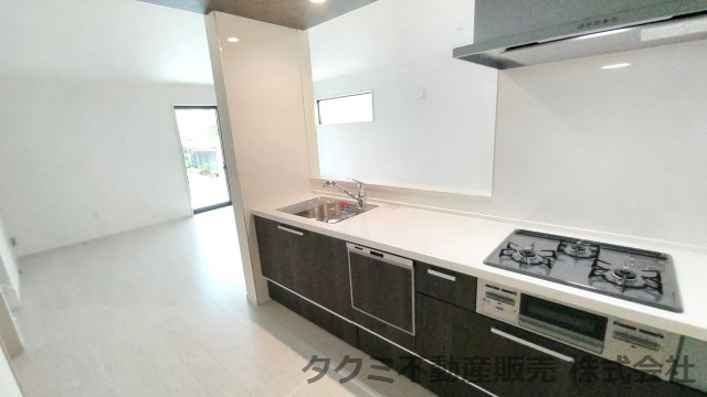 神戸市垂水区霞ヶ丘　新築戸建てのキッチン