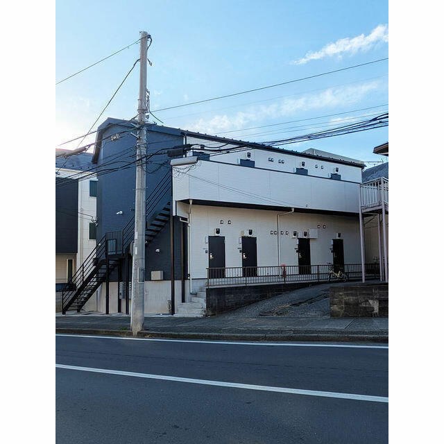 シュヴァルクラジュー横浜鴨居