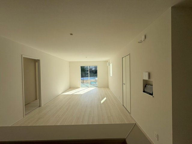 坂戸市鶴舞1丁目　新築分譲　東武越生線『一本松駅』徒歩12分　【浅羽野小学区】の居間・リビング