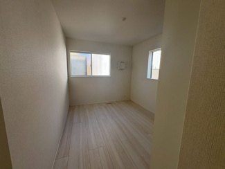 【洋室】 | 坂戸市鶴舞1丁目　新築分譲　東武越生線『一本松駅』徒歩12分　【浅羽野小学区】