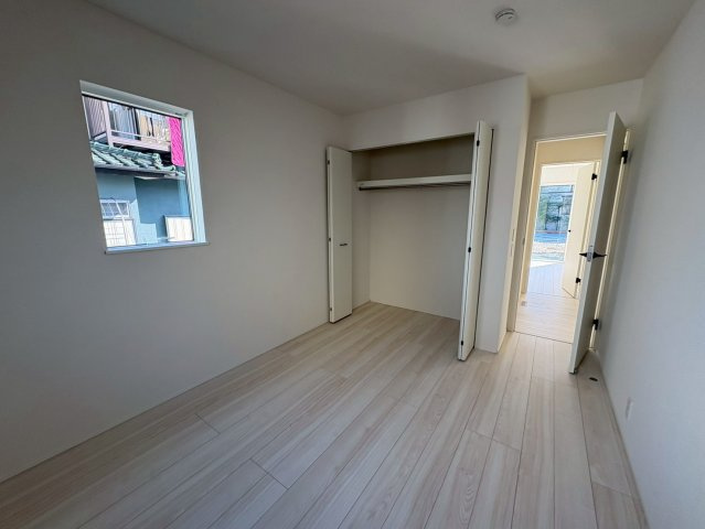 坂戸市鶴舞1丁目　新築分譲　東武越生線『一本松駅』徒歩12分　【浅羽野小学区】の洋室