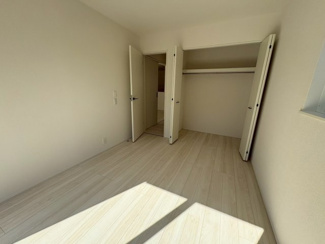 【洋室】 | 坂戸市鶴舞1丁目　新築分譲　東武越生線『一本松駅』徒歩12分　【浅羽野小学区】