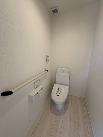 坂戸市鶴舞1丁目　新築分譲　東武越生線『一本松駅』徒歩12分　【浅羽野小学区】のトイレ