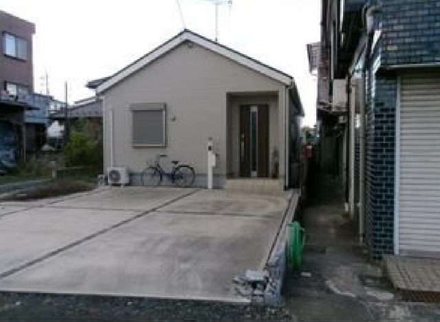 売戸建　小山市間々田の外観